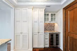 2170 Gulf Shore Blvd N, Naples, FL 34102 - Photo 5