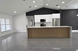 4000 NE 9th Ave, Cape Coral, FL 33909 - Photo 11