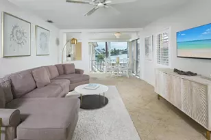 3070 Gulfshore Blvd N, Naples, FL 34103 - Photo 5