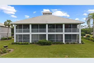 486 Edgemere Way E #2, Naples, FL 34105 - Photo 5