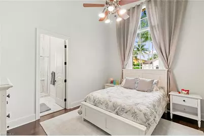 2896 Tiburon Blvd E, Naples, FL 34109 - Photo 19