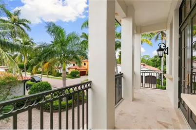 2896 Tiburon Blvd E, Naples, FL 34109 - Photo 29