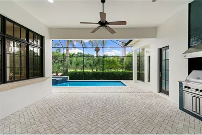 2896 Tiburon Blvd E, Naples, FL 34109 - Photo 33