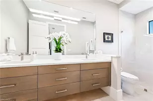 4646 Crayton Rd, Naples, FL 34103 - Photo 17