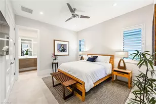 4646 Crayton Rd, Naples, FL 34103 - Photo 15