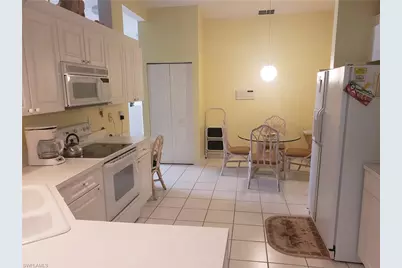 7552 Oleander Gate Dr #C-204, Naples, FL 34109 - Photo 5