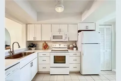 905 Augusta Blvd, Naples, FL 34113 - Photo 13