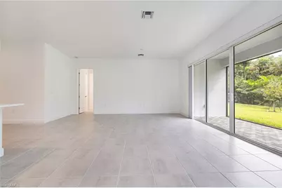 12448 Violet Ln, Naples, FL 34120 - Photo 9