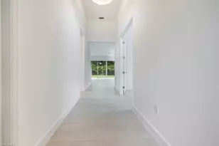 12448 Violet Ln, Naples, FL 34120 - Photo 5