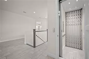 8936 St Lucia Dr, Naples, FL 34114 - Photo 15