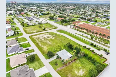 4441 Chiquita Blvd S, Cape Coral, FL 33914 - Photo 5