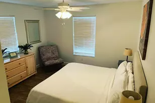 6060 Golden Oaks Ln, Naples, FL 34119 - Photo 7