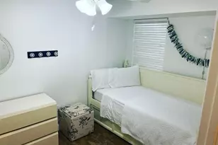 6060 Golden Oaks Ln, Naples, FL 34119 - Photo 9