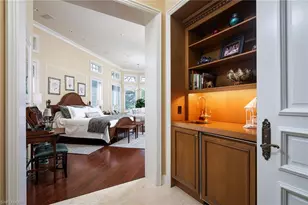 980 Barcarmil Way, Naples, FL 34110 - Photo 19