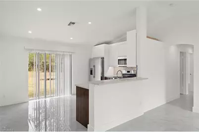 3821 10th Ave NE, Naples, FL 34120 - Photo 9