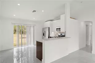 3821 10th Ave NE, Naples, FL 34120 - Photo 9