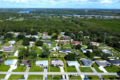 17084 Wayzata Ct, North Fort Myers, FL 33917 - Photo 29