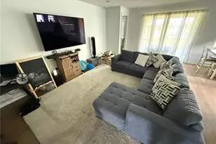 28032 Captiva Shell Loop, Bonita Springs, FL 34135 - Photo 3