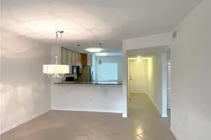 3002 Sandpiper Bay Cir, Naples, FL 34112 - Photo 3