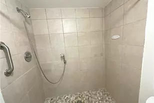 3002 Sandpiper Bay Cir, Naples, FL 34112 - Photo 11