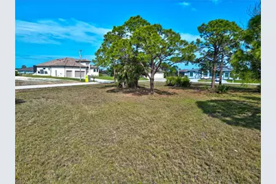1653 NW 36th Ave, Cape Coral, FL 33993 - Photo 5