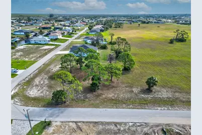 1653 NW 36th Ave, Cape Coral, FL 33993 - Photo 11