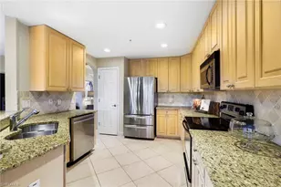 10010 Valiant Ct, Miromar Lakes, FL 33913 - Photo 7