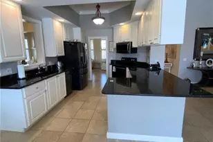 7662 Sicilia Ct, Naples, FL 34114 - Photo 15