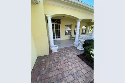 7662 Sicilia Ct, Naples, FL 34114 - Photo 3