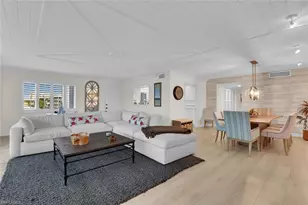 222 Harbour Dr, Naples, FL 34103 - Photo 3