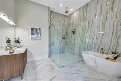 10720 Vanderbilt Dr, Naples, FL 34108 - Photo 7