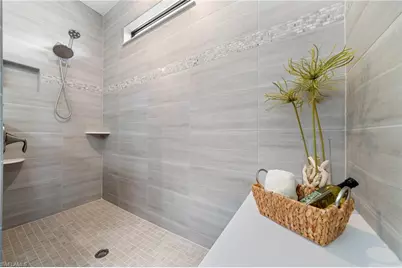 19852 Beechcrest Pl, Estero, FL 33928 - Photo 37