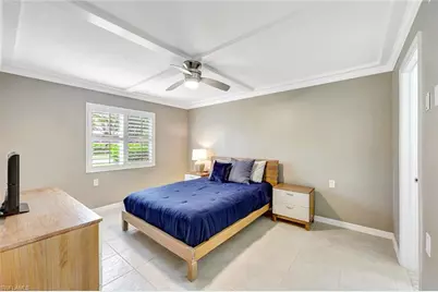 900 8th Ave S #104, Naples, FL 34102 - Photo 11