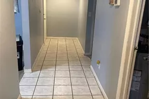 653 Squire Cir, Naples, FL 34104 - Photo 11