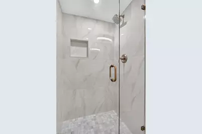 29 High Point Cir E #204, Naples, FL 34103 - Photo 21