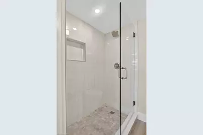 29 High Point Cir E #204, Naples, FL 34103 - Photo 15