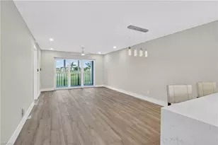 29 High Point Cir E, Naples, FL 34103 - Photo 9