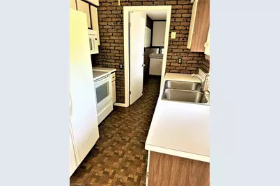 223 Punta Alta Ct, Lehigh Acres, FL 33936 - Photo 9