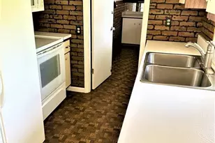 223 Punta Alta Ct, Lehigh Acres, FL 33936 - Photo 9