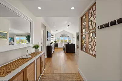 4460 Yacht Harbor Dr, Naples, FL 34112 - Photo 11