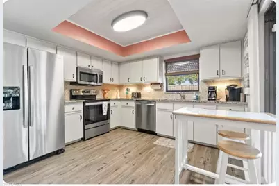 27439 Pollard Dr, Bonita Springs, FL 34135 - Photo 7