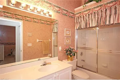 322 Melrose Pl #31, Naples, FL 34104 - Photo 11