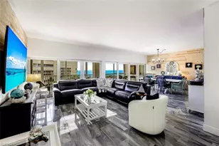 1 Bluebill Ave, Naples, FL 34108 - Photo 7