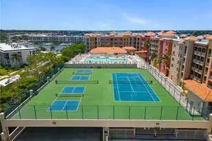 410 Bayfront Pl, Naples, FL 34102 - Photo 23