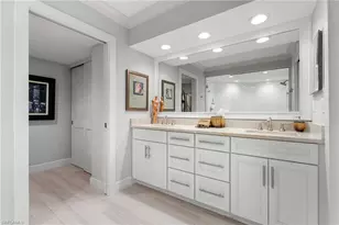 4401 Gulf Shore Blvd N, Naples, FL 34103 - Photo 21