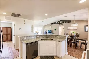 1809 NE 12th Pl, Cape Coral, FL 33909 - Photo 9