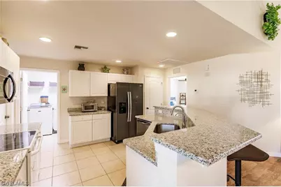 1809 NE 12th Pl, Cape Coral, FL 33909 - Photo 11