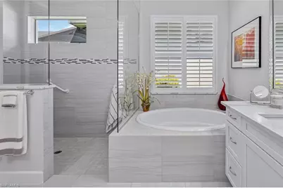 6387 Warwick Ave, Naples, FL 34113 - Photo 31