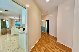 443 Crossfield Cir, Naples, FL 34104 - Photo 3