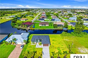 424 SW 26th Ave, Cape Coral, FL 33991 - Photo 31